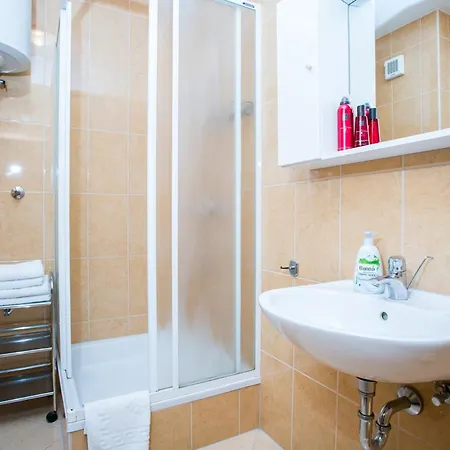 Bili דירה טרוגיר